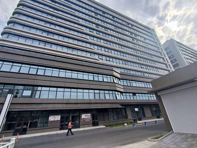 山東省濰坊市人民醫(yī)院—魯泰無機預涂板應用